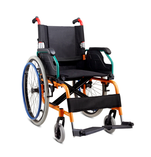 Chaise roulante coloris